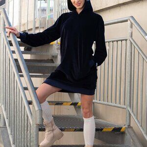 Navy Chalc Industry hooded Velvet Dress Size small.